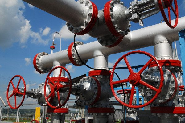 depositphotos_8984079-stock-photo-russian-oil-production-installation-unit depositphotos_8984079-stock-photo-russian-oil-production-installation-unit